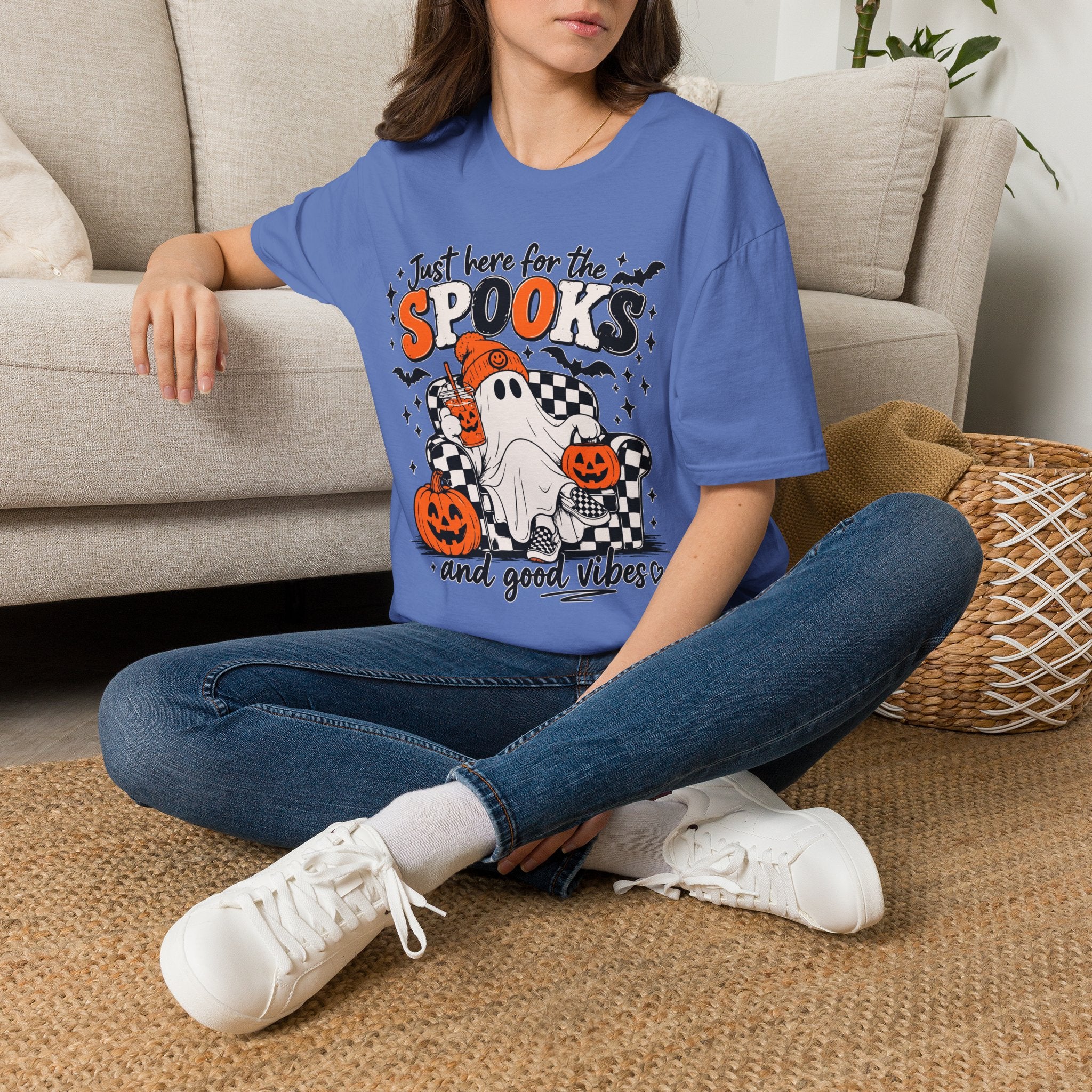 Spooks & Good Vibes Tee