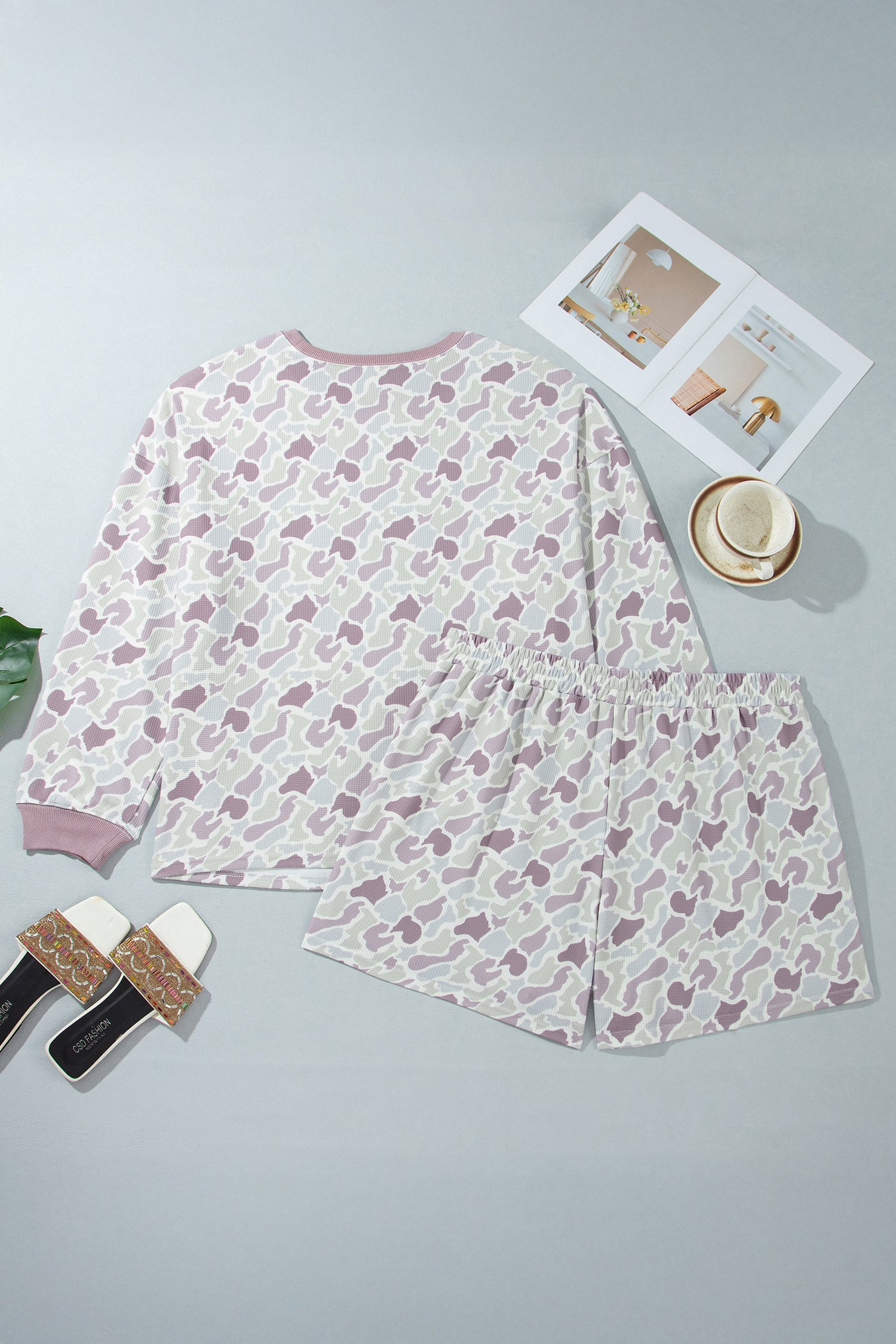 Green Camouflage Print Waffle Textured Pullover and Shorts Plus Size 2pcs Set